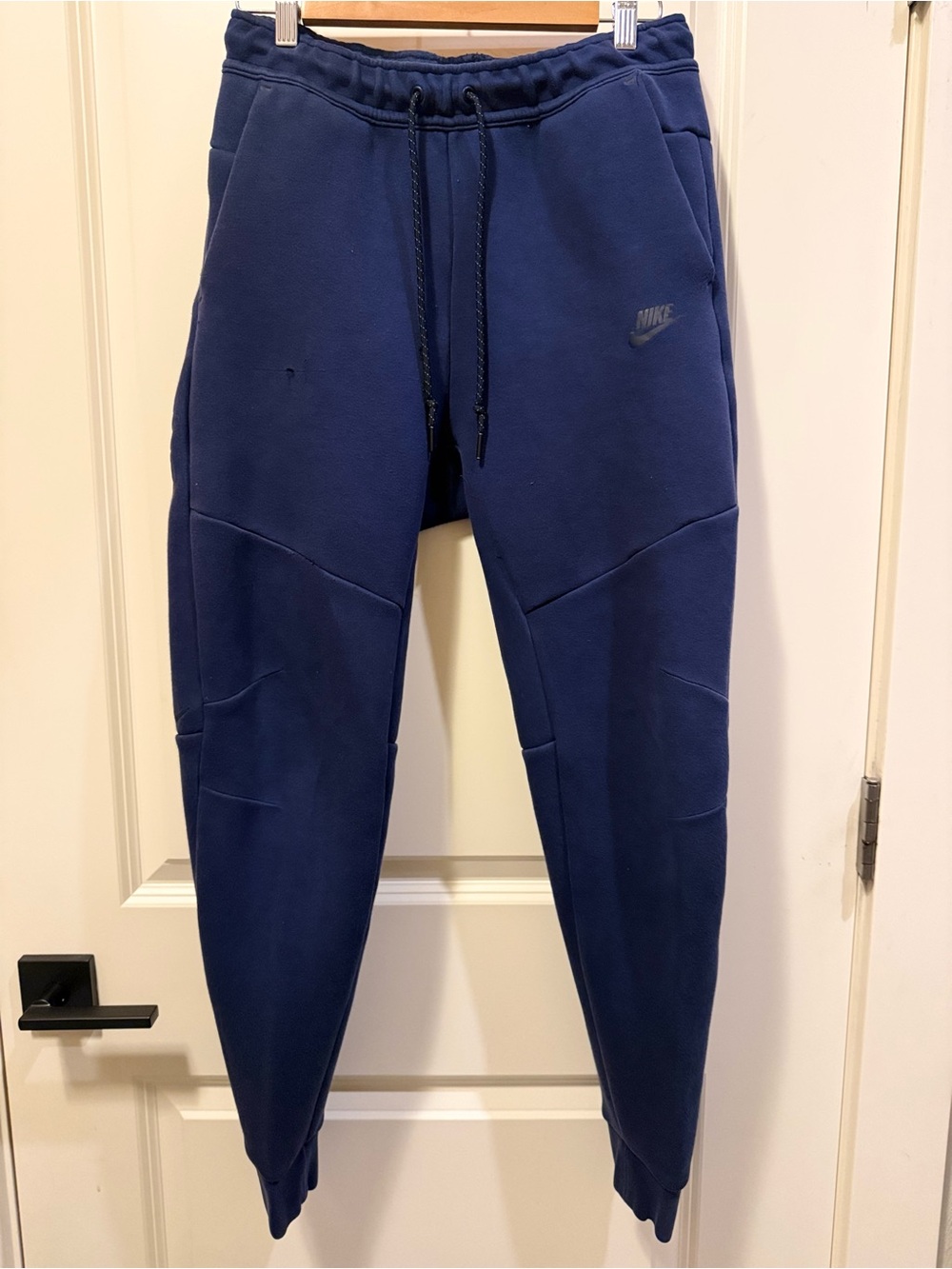 Nike Men’s Navy Blue Tech Fleece Jogger Pants